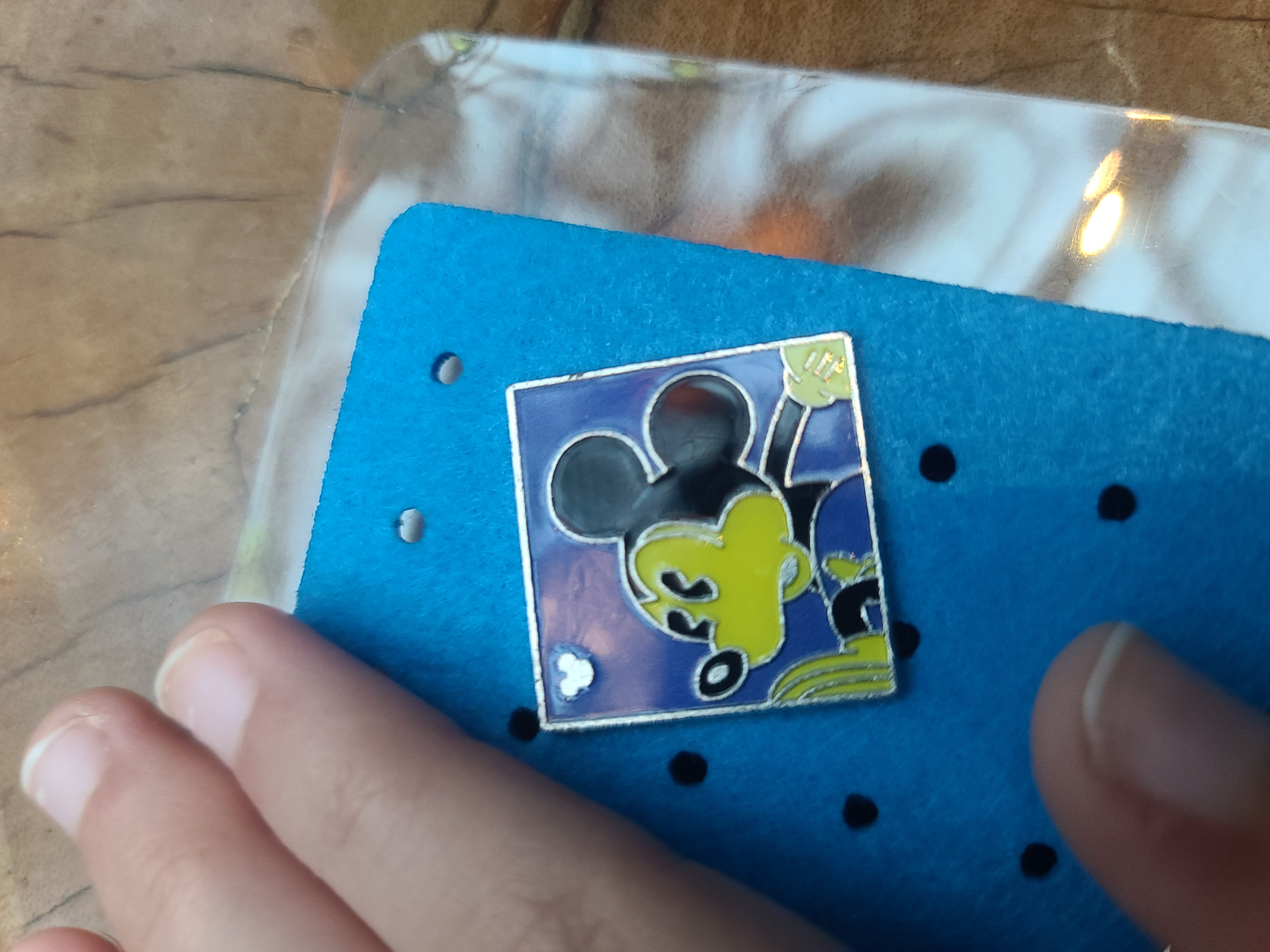 Disney Trading Pin 2010 Hidden Mickey Andy Warhol Mickey paintings 4 of 5.