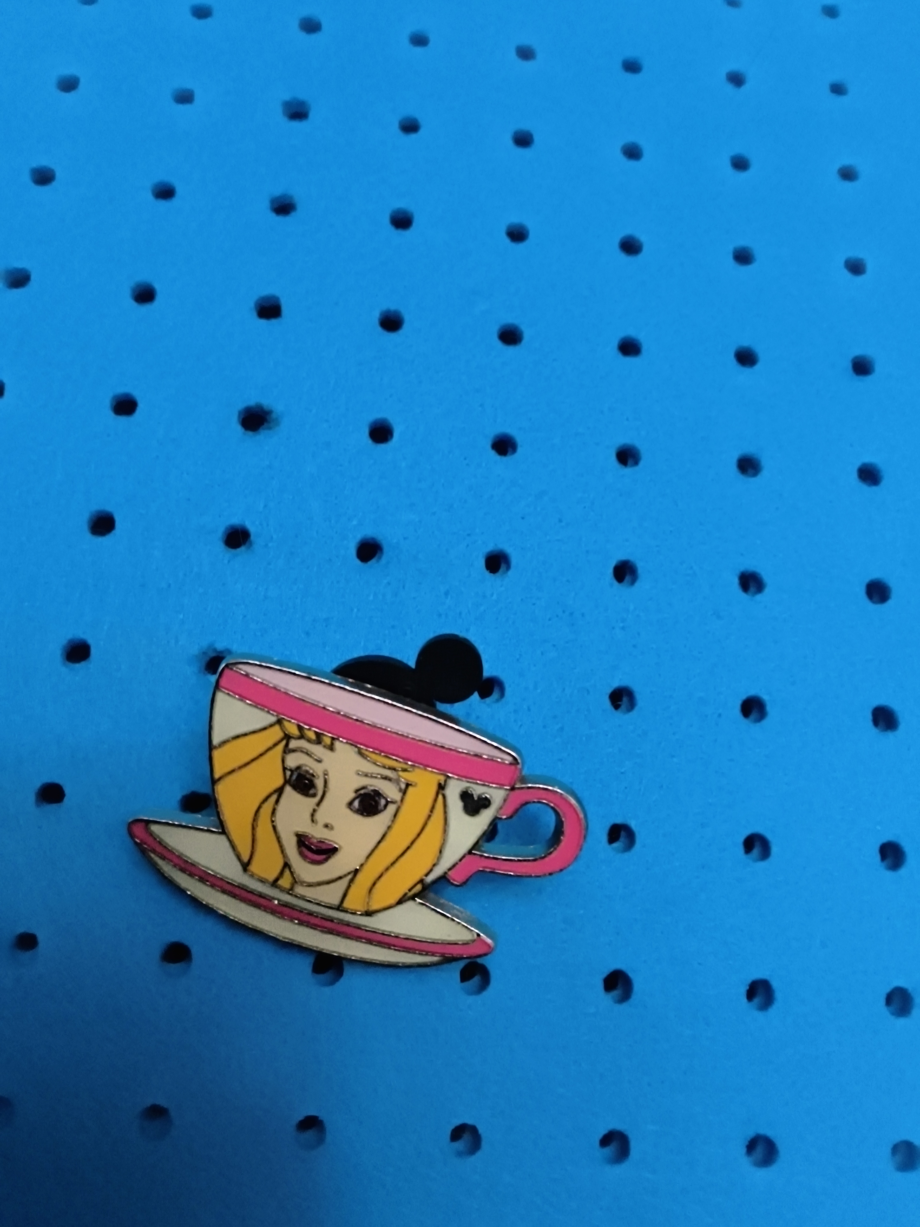 Disney Hidden Mickey Teacup Pin Alice in Wonderland Tea Party Collectible