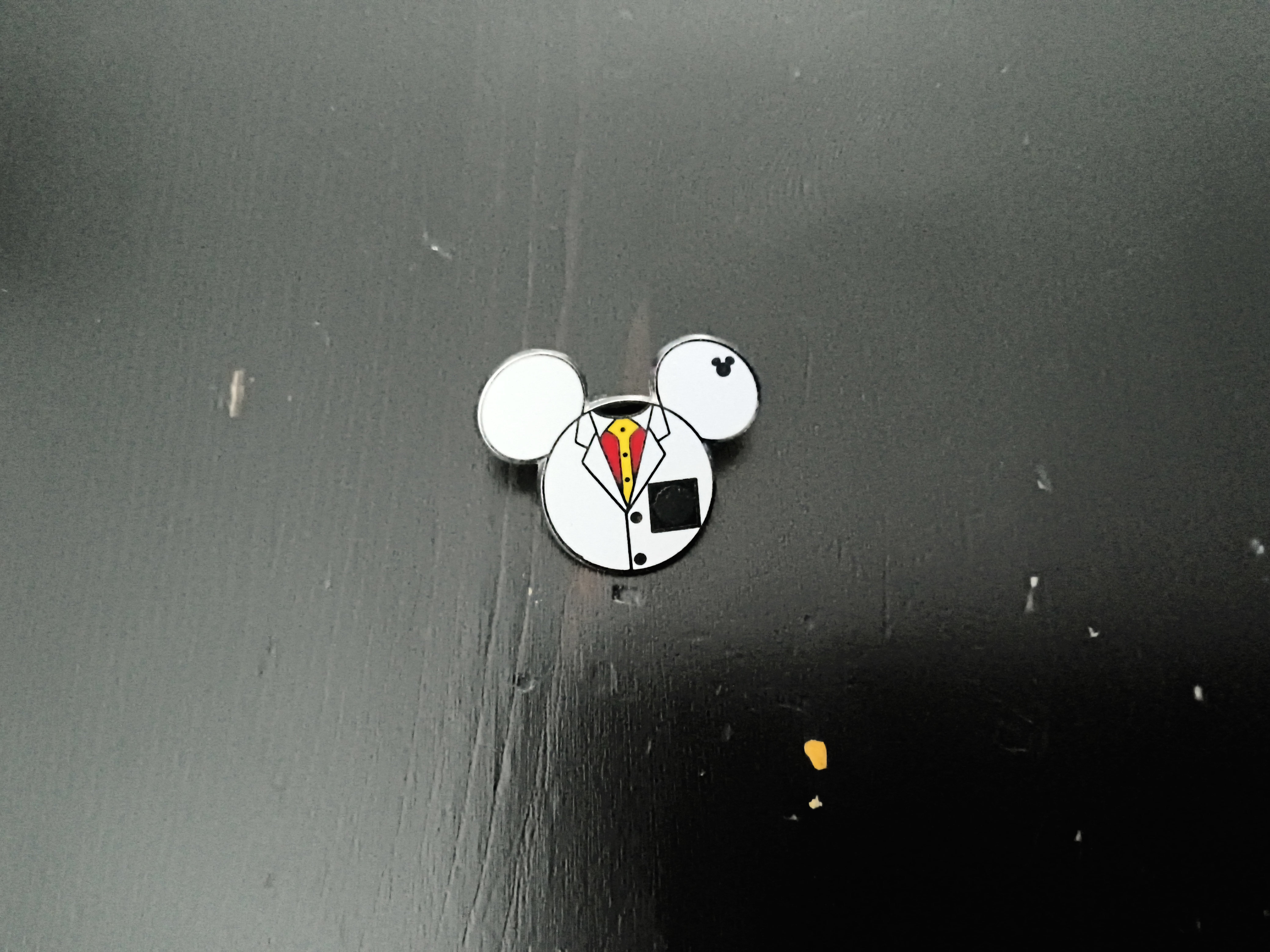Disney Hidden Mickey Mouse Ears Trading Pin 1.25" White Suit And Tie 
