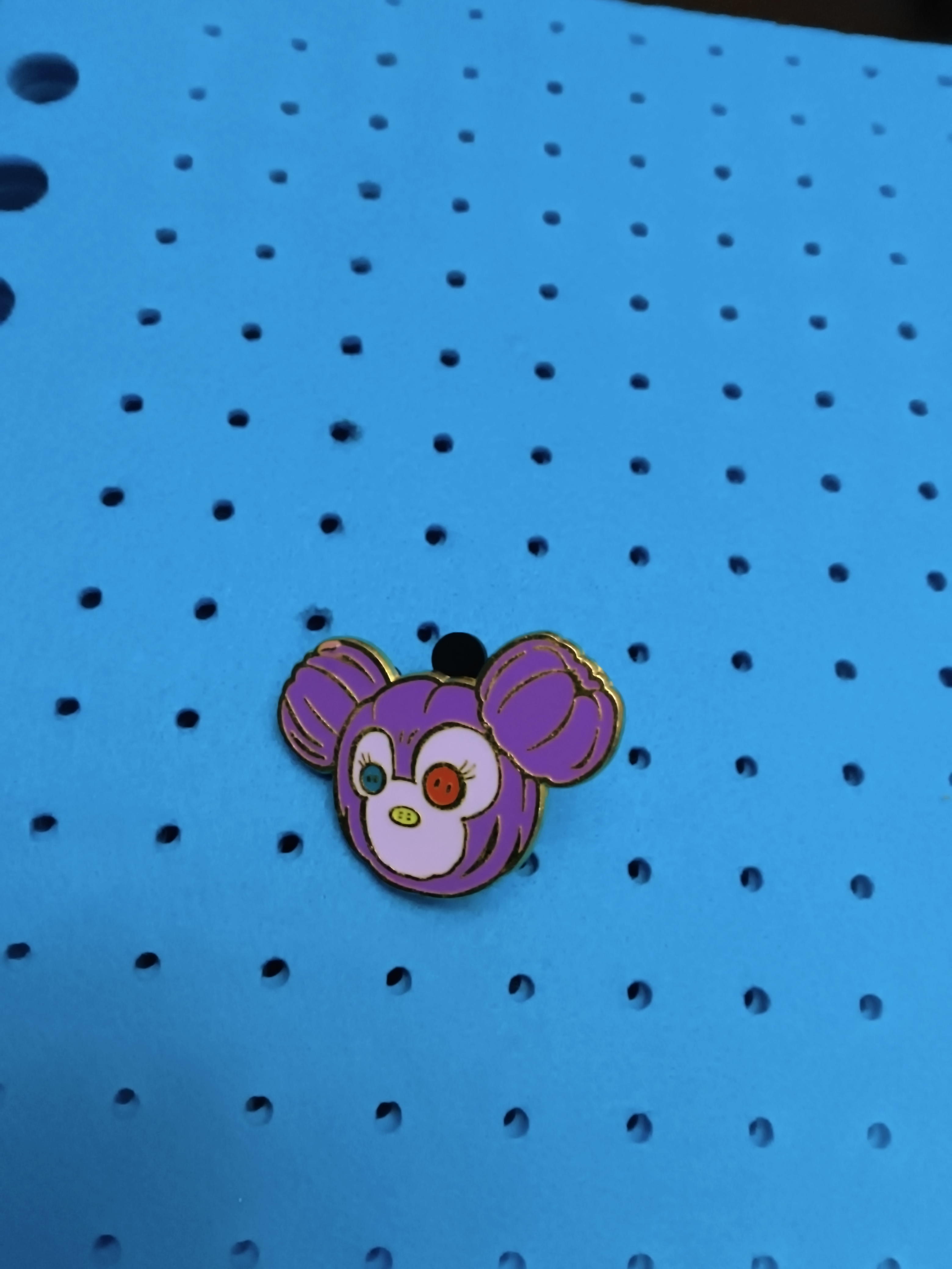 Disney Pin Shellie May Mae Bear Pumpkin Halloween