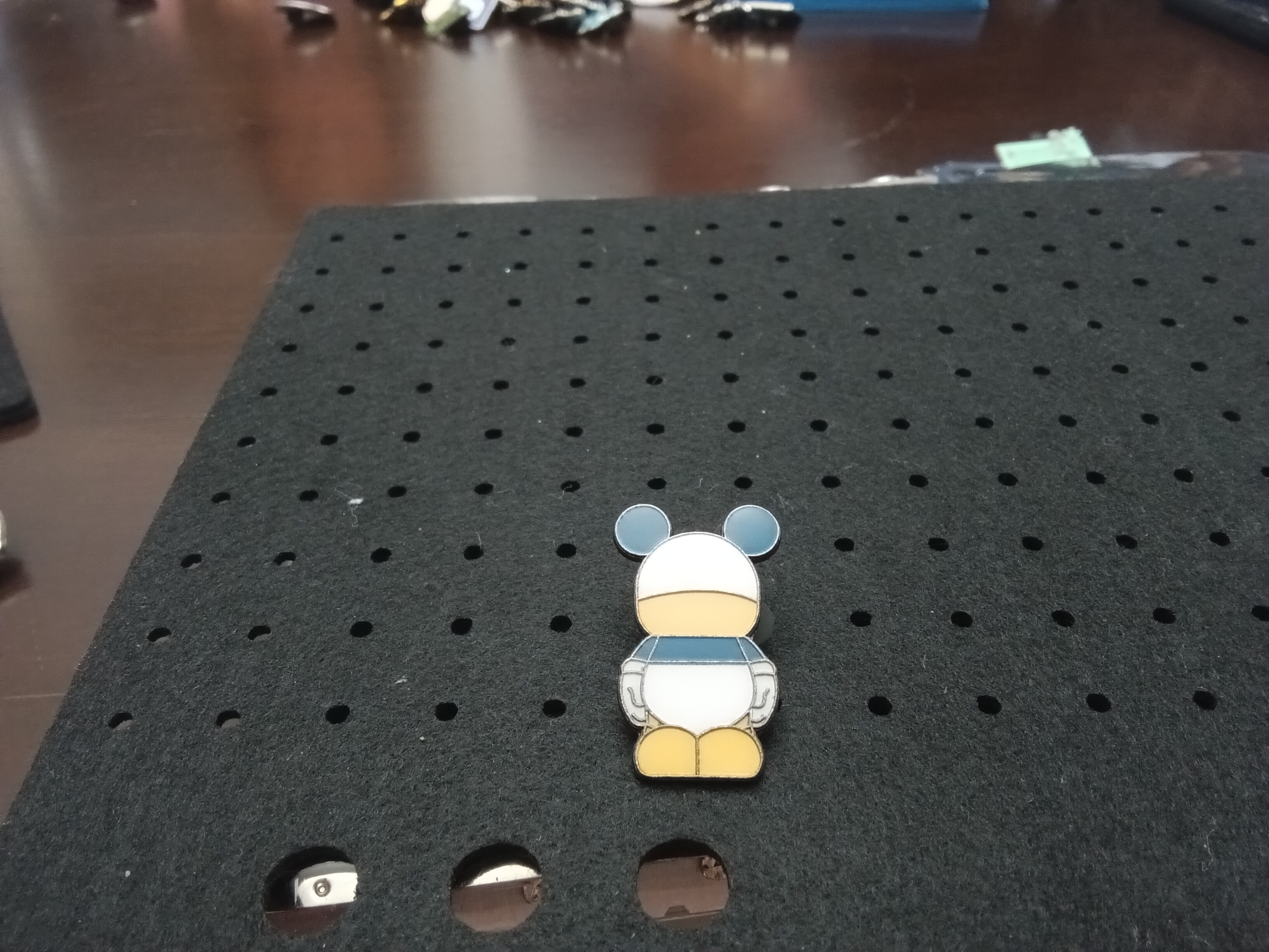 Disney Trading Pin Donald Duck Vinylmation Jr Series 2 Authentic (D)