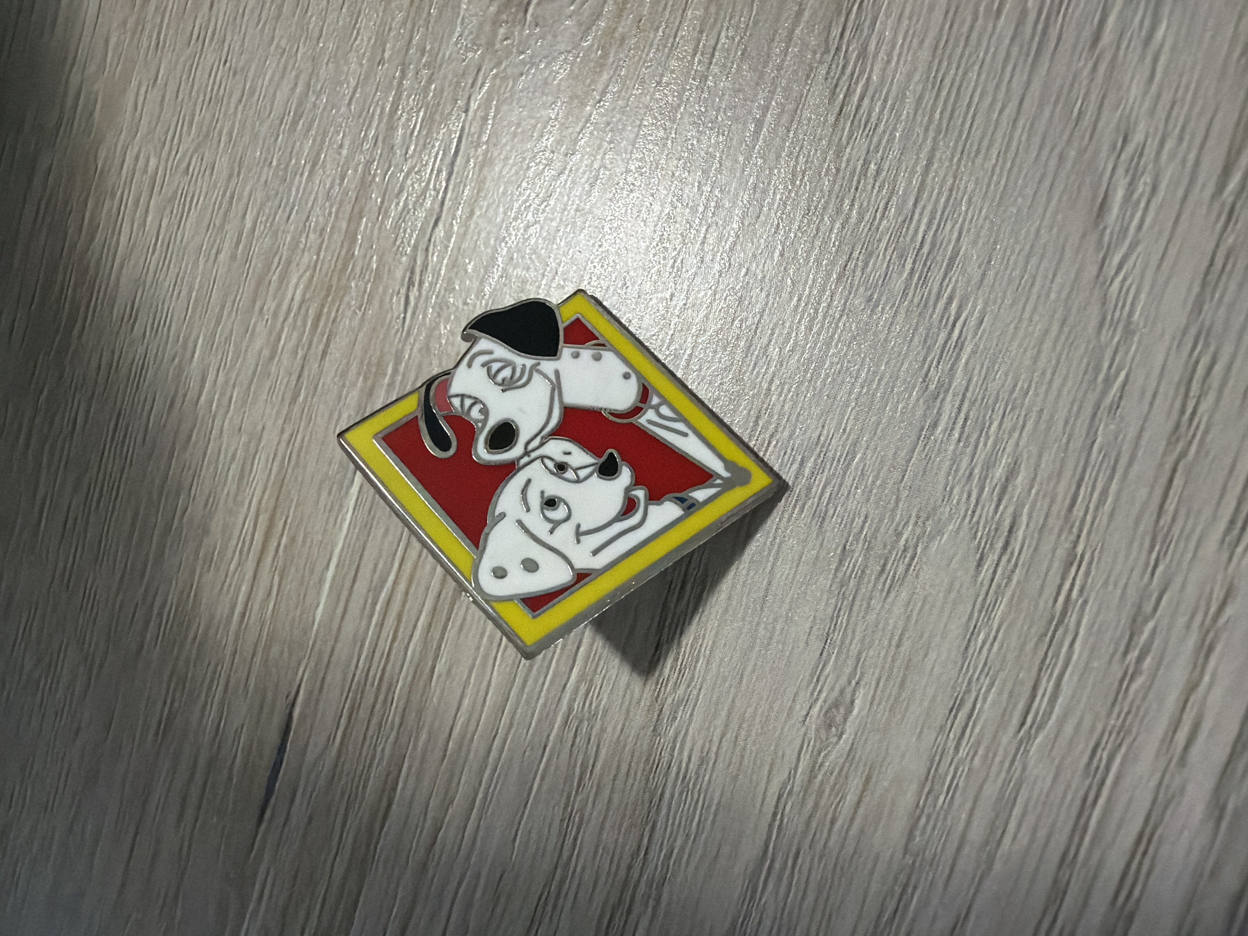 Disney Pin Cast Lanyard Classic Character Diamond Pongo & Perdita 101 Dalmatians
