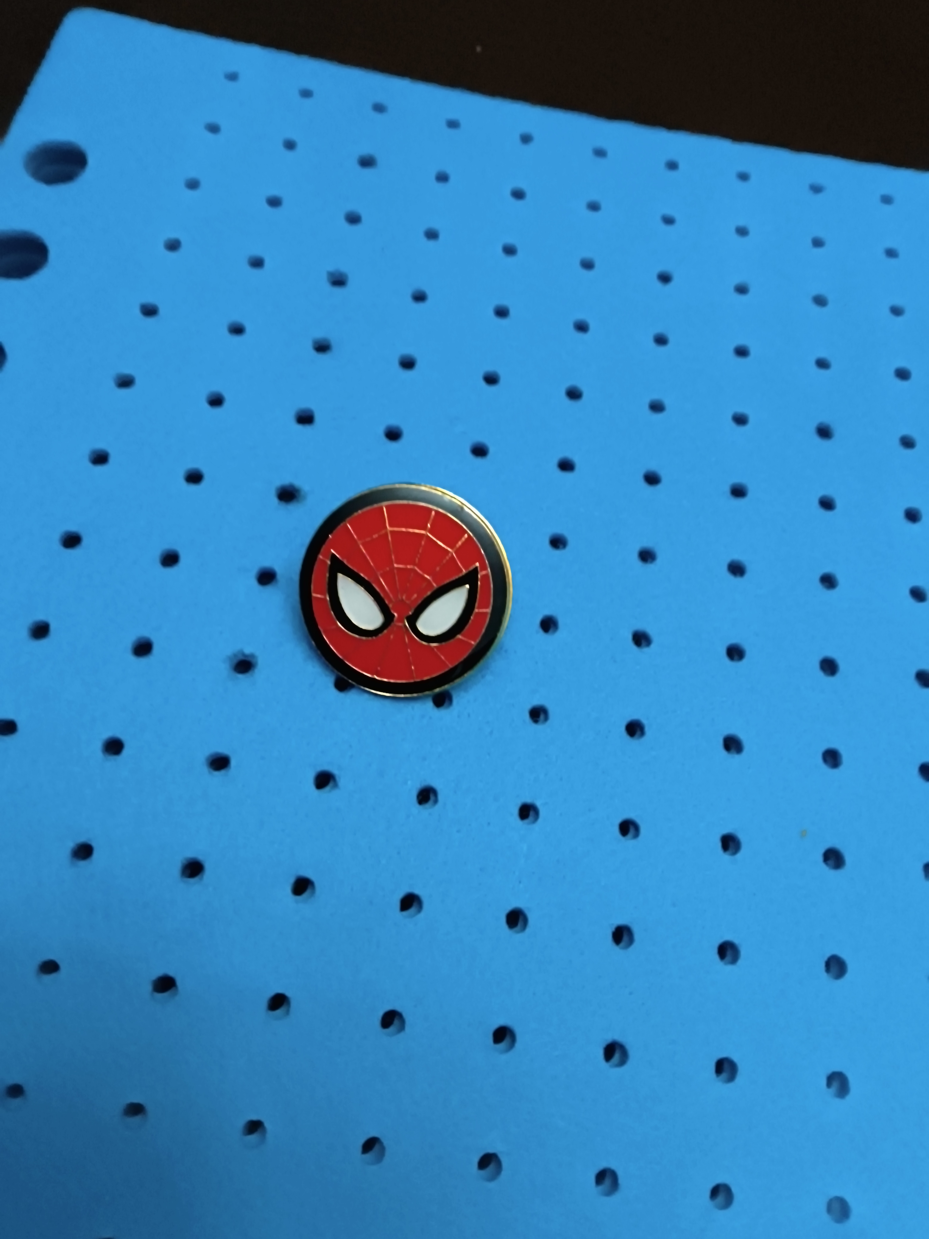 Disney Pin Spider-Man Face Round Head Marvel Avengers