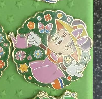 Disney Minnie Mouse Epcot Flower & Garden Festival Limited Edition Pin 2026