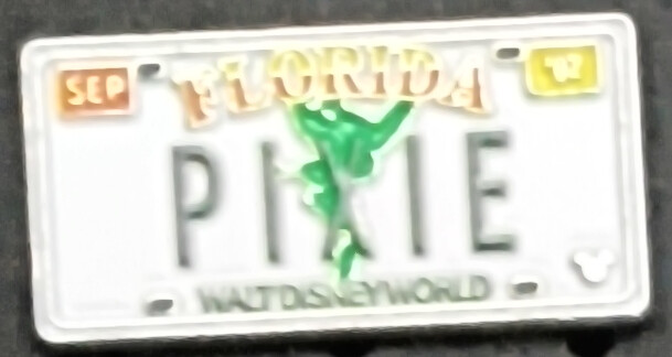 PIXIE Tinker Bell License Plates 2007 Hidden Mickey WDW Disney Pin 49556