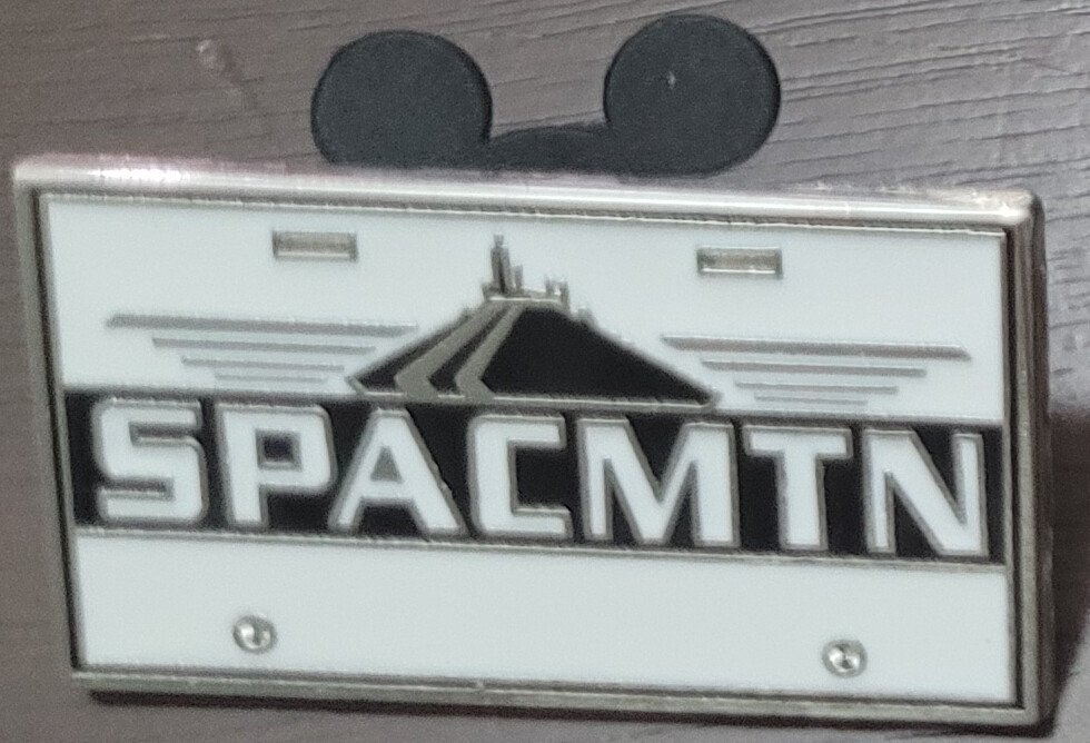Disney Space Mountain Pin SPACMTN Attractions License Plate 2010 Disney Pin