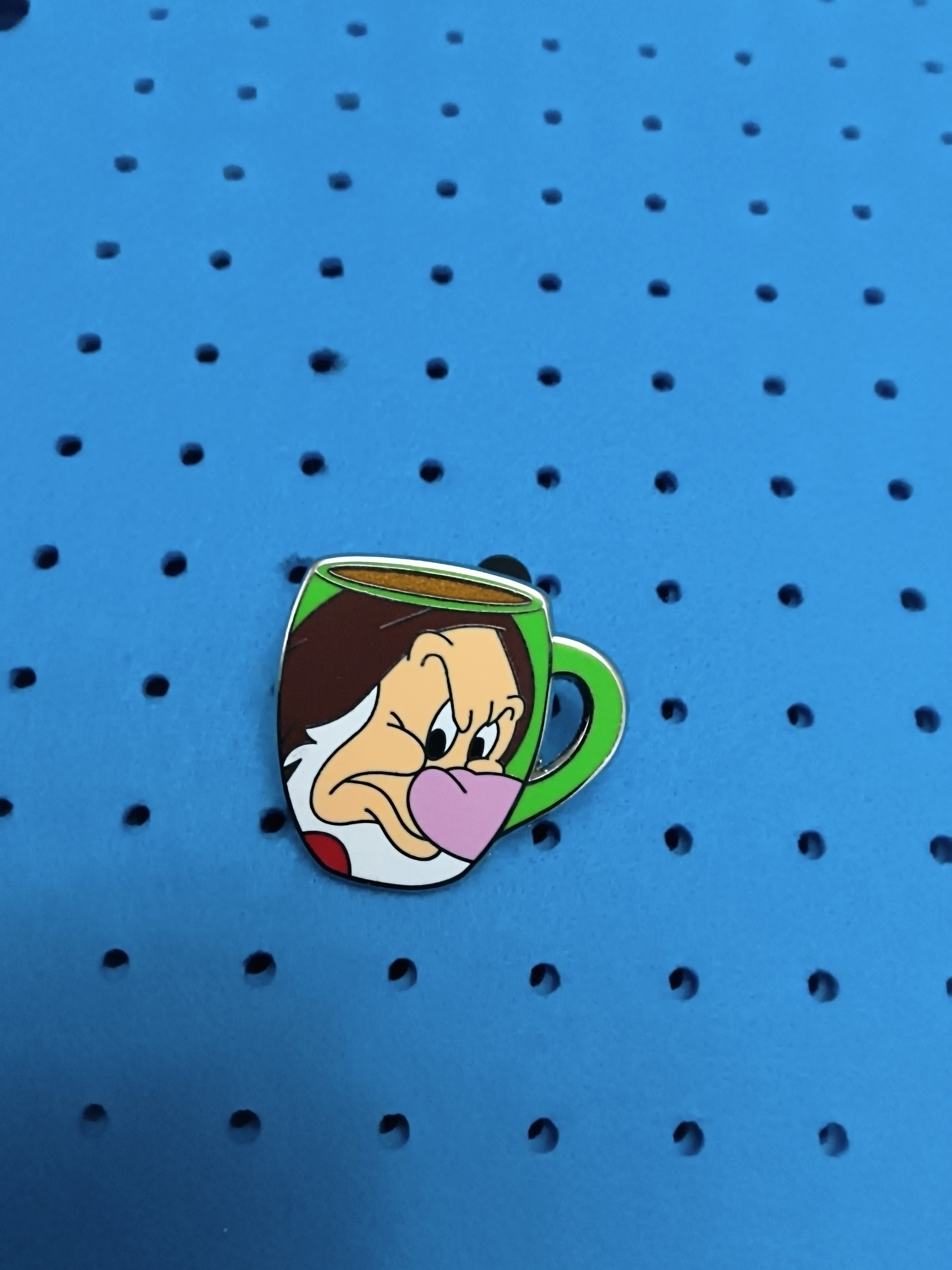 Snow White Disney Trading Pin 2009 Teacup Ride Hidden Mickey 4 of 6