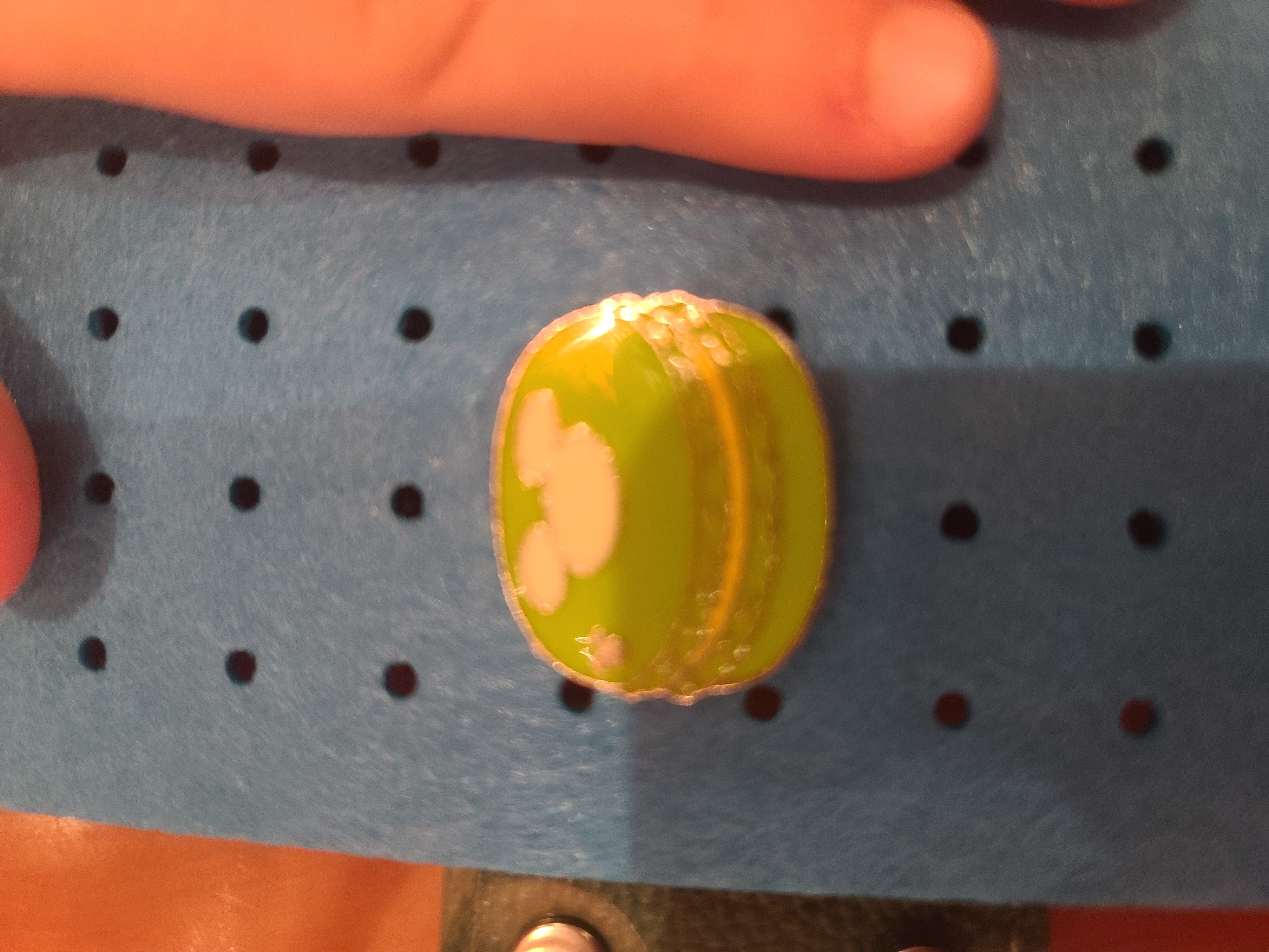 WDW Disney 2015 Hidden Mickey Icon Green Macaron Macaroon Cookie Pin 112151